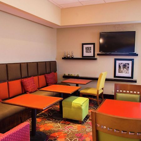 Hampton Inn Torreon Airport-Galerias Экстерьер фото
