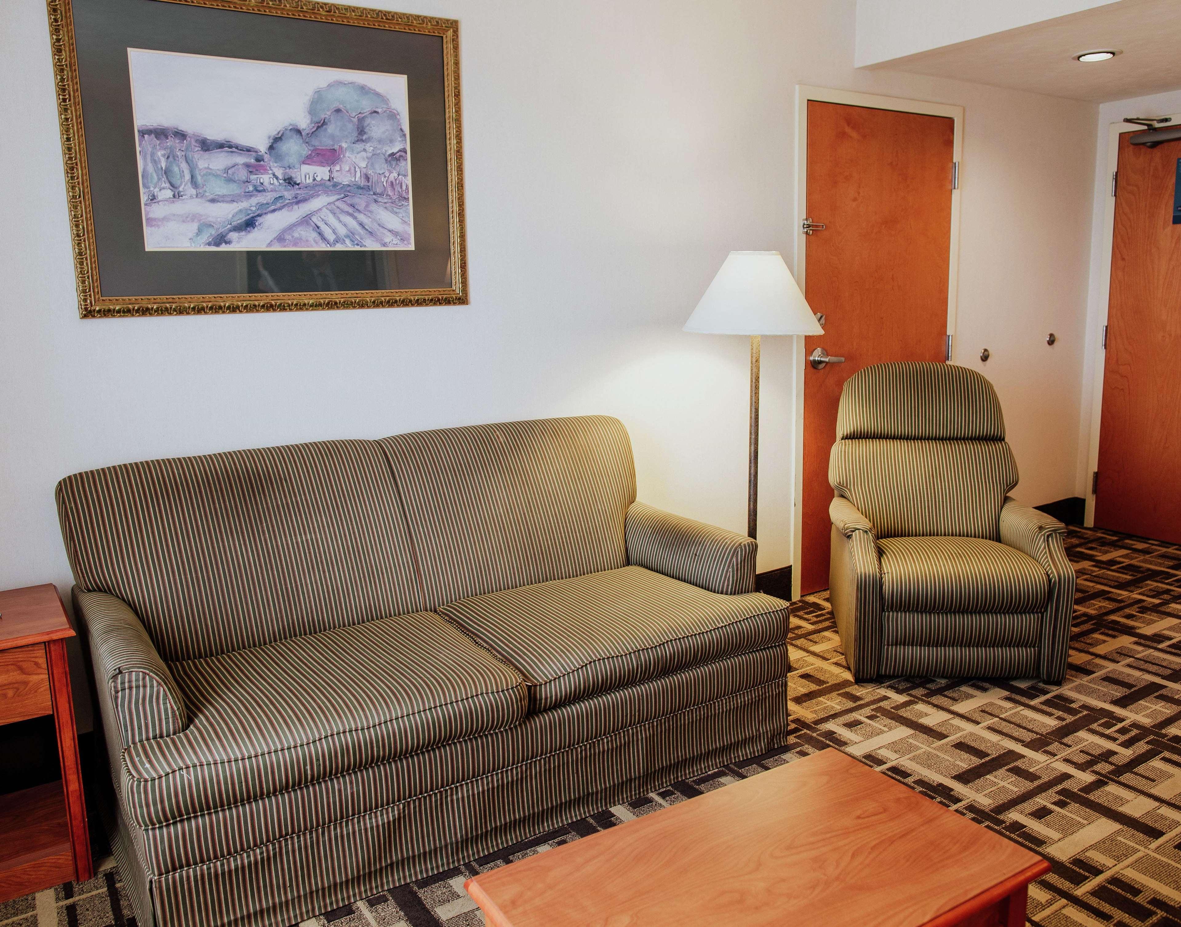 Hampton Inn Torreon Airport-Galerias Экстерьер фото
