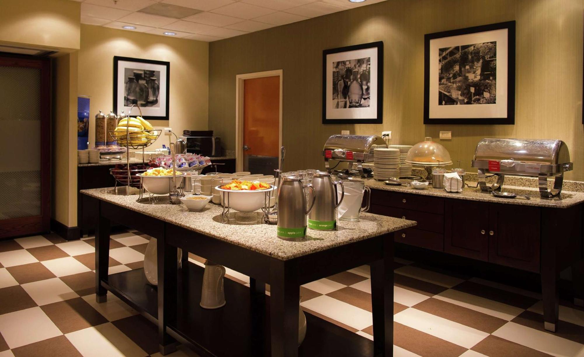 Hampton Inn Torreon Airport-Galerias Экстерьер фото