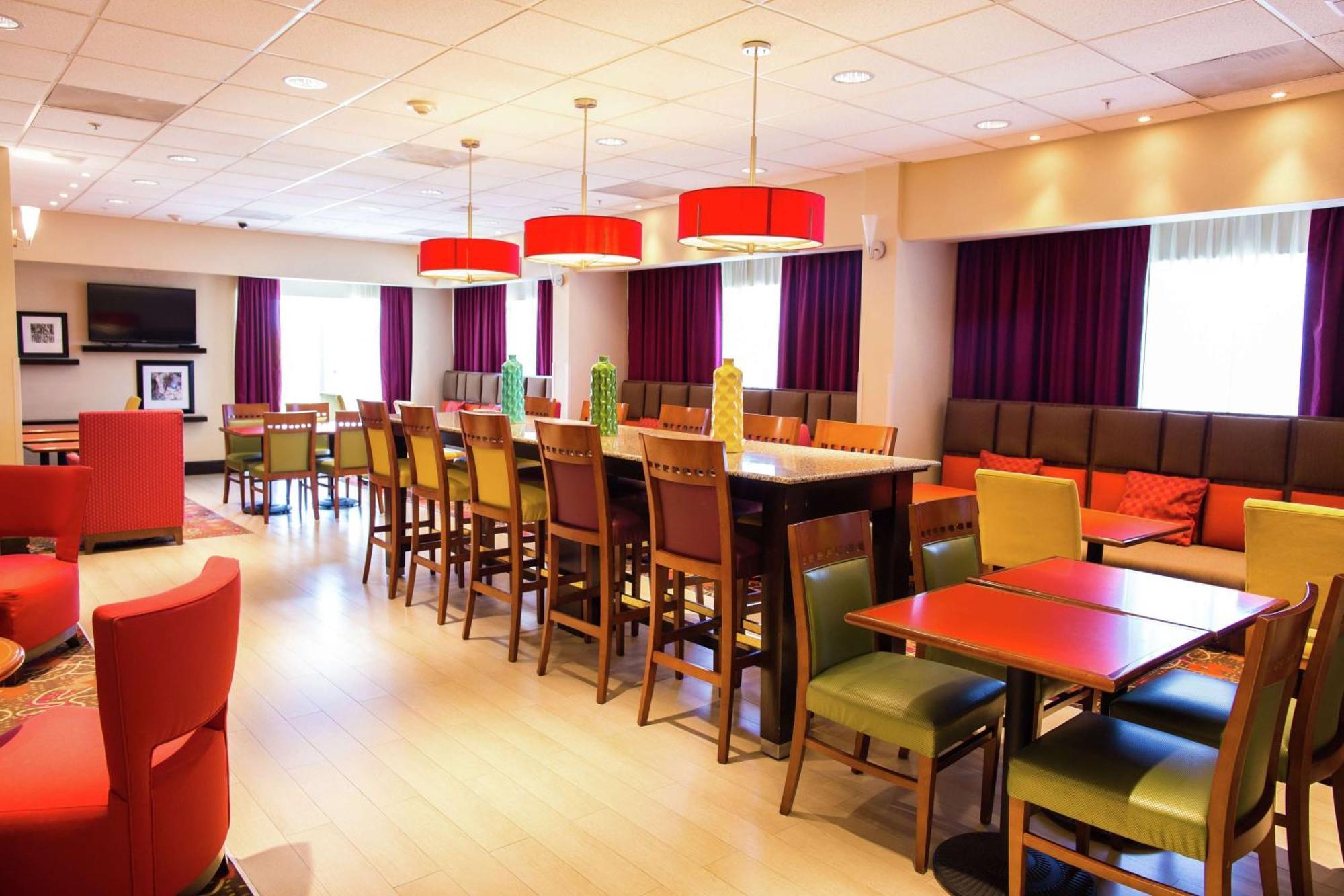 Hampton Inn Torreon Airport-Galerias Экстерьер фото