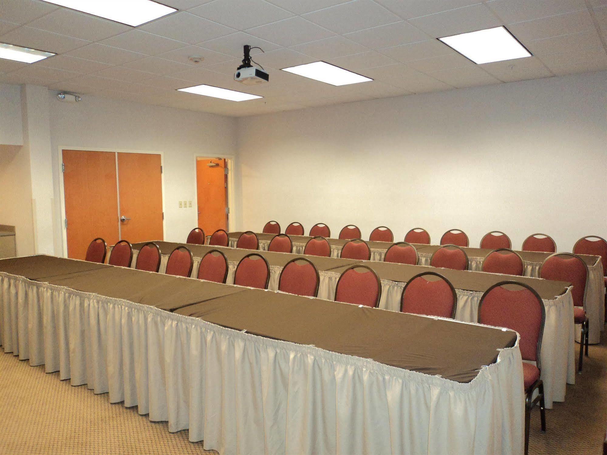 Hampton Inn Torreon Airport-Galerias Экстерьер фото